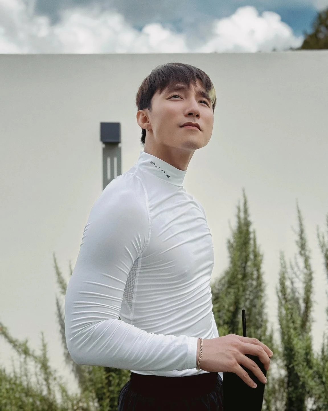 23-1755936666-son-tung-gay-bung-no-mxh.jpg