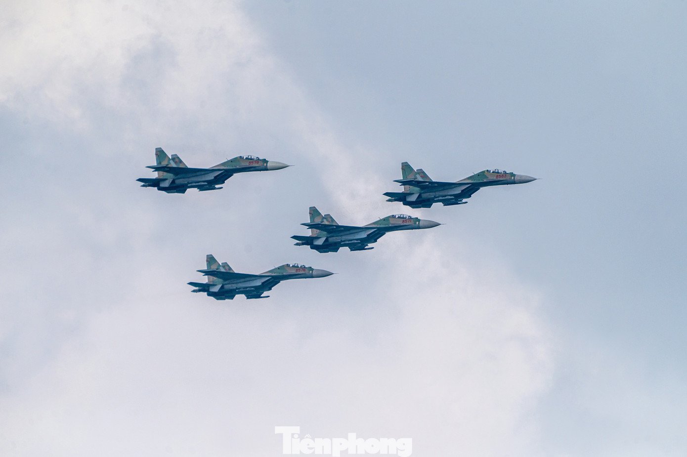 tp-quocnam-z62-8195.jpg