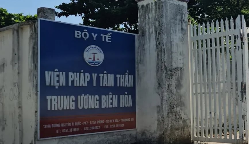 Cựu trưởng phòng thanh tra tỉnh được hưởng tình tiết giảm nhẹ nhờ ‘lá bùa’ vợ mua- Ảnh 1.