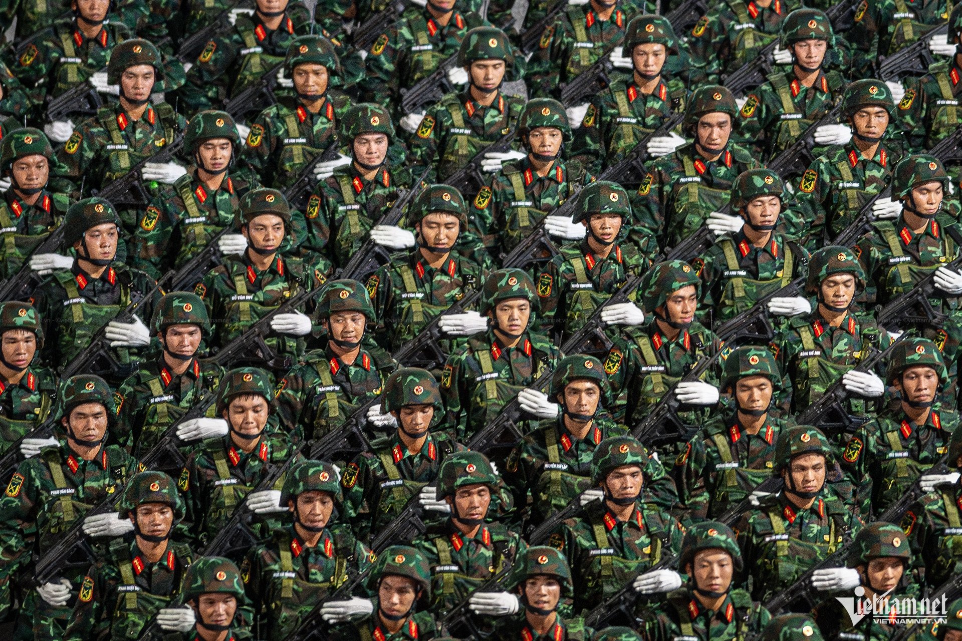W-xetang_tenlua_dieubinh_80namquockhanh (23 of 72).jpg