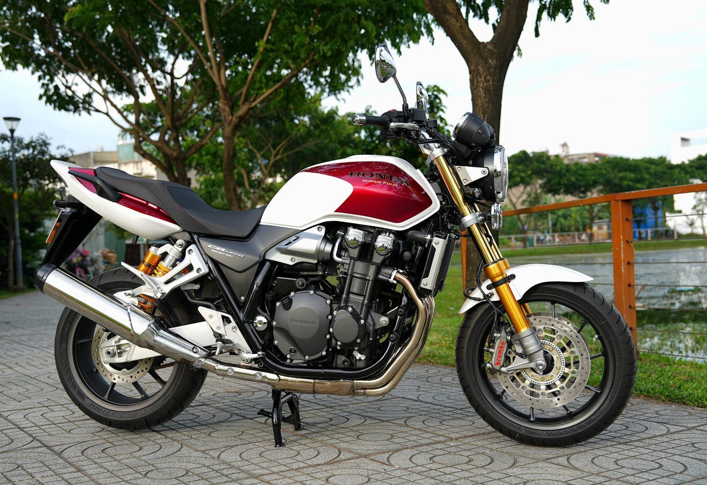 honda-cb1300sf-sp-final-edition-14.jpg