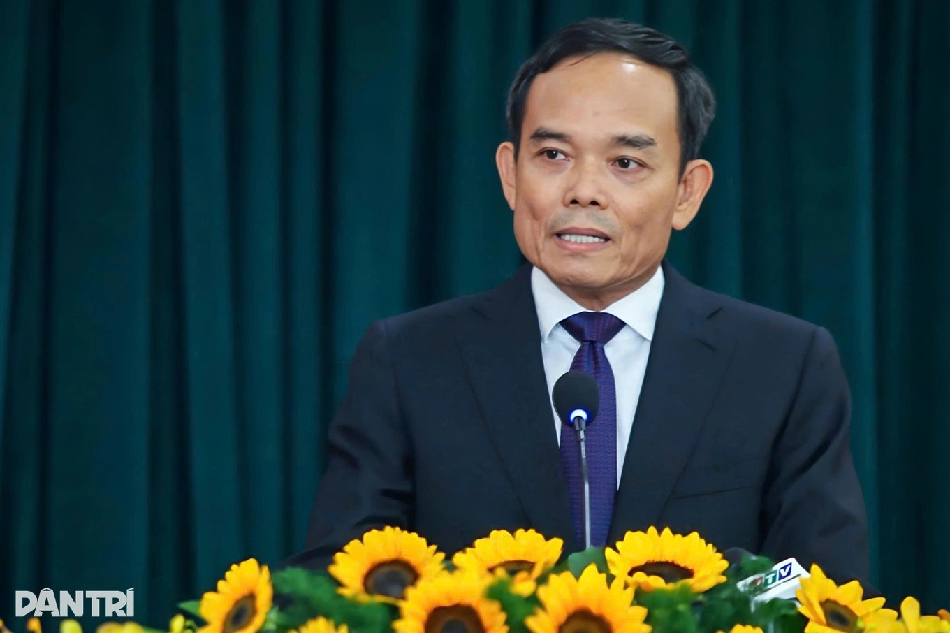 25-1756094427-bi-thu-tran-luu-quang-toi-tro-ve-de-dong-hanh-vi-su-phat-trien-cua-tphcm.webp
