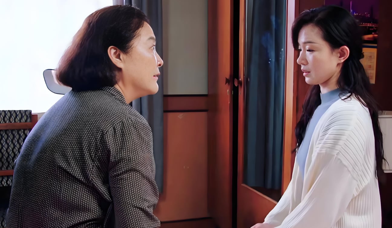 Con dâu sinh đôi, nhờ mẹ chồng lên chăm ở cữ mà bà nói thẳng một câu khiến tôi ngẩn cả người- Ảnh 1.