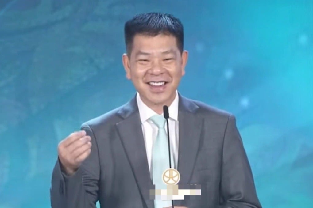 Loạt những trò lố "nhìn mà chỉ muốn quay lưng bỏ chạy" của Miss Grand Vietnam 2025: Từ phát ngôn "thi hoa hậu để đàn ông ngắm" đến mang Tây Du Ký đi thi - Ảnh 1.