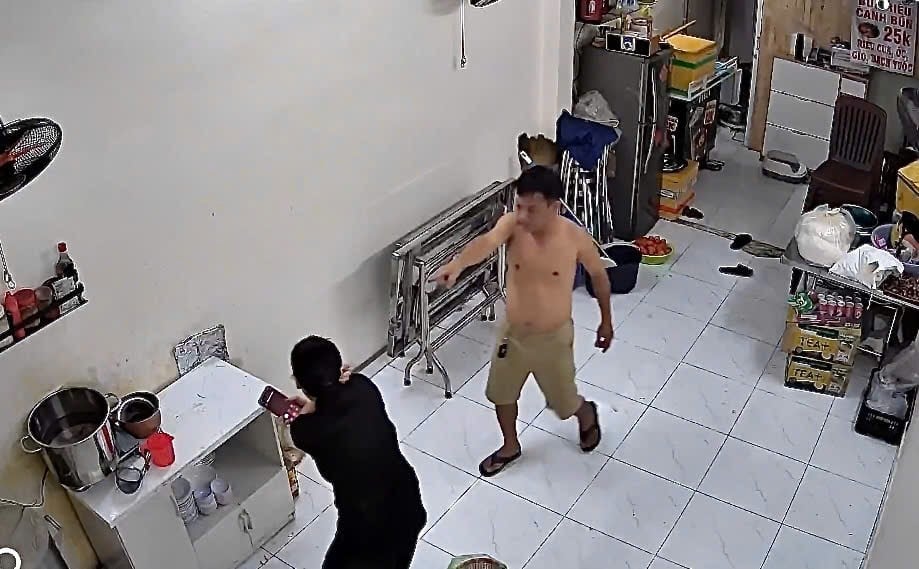 Điều tra vụ cô gái bị chủ nhà hành hung ở TP HCM- Ảnh 1.