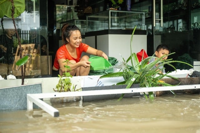 26-1756190735-ha-noi-sang-nay-mua-trang-troi-duong-nao-cung-ngap.jpg