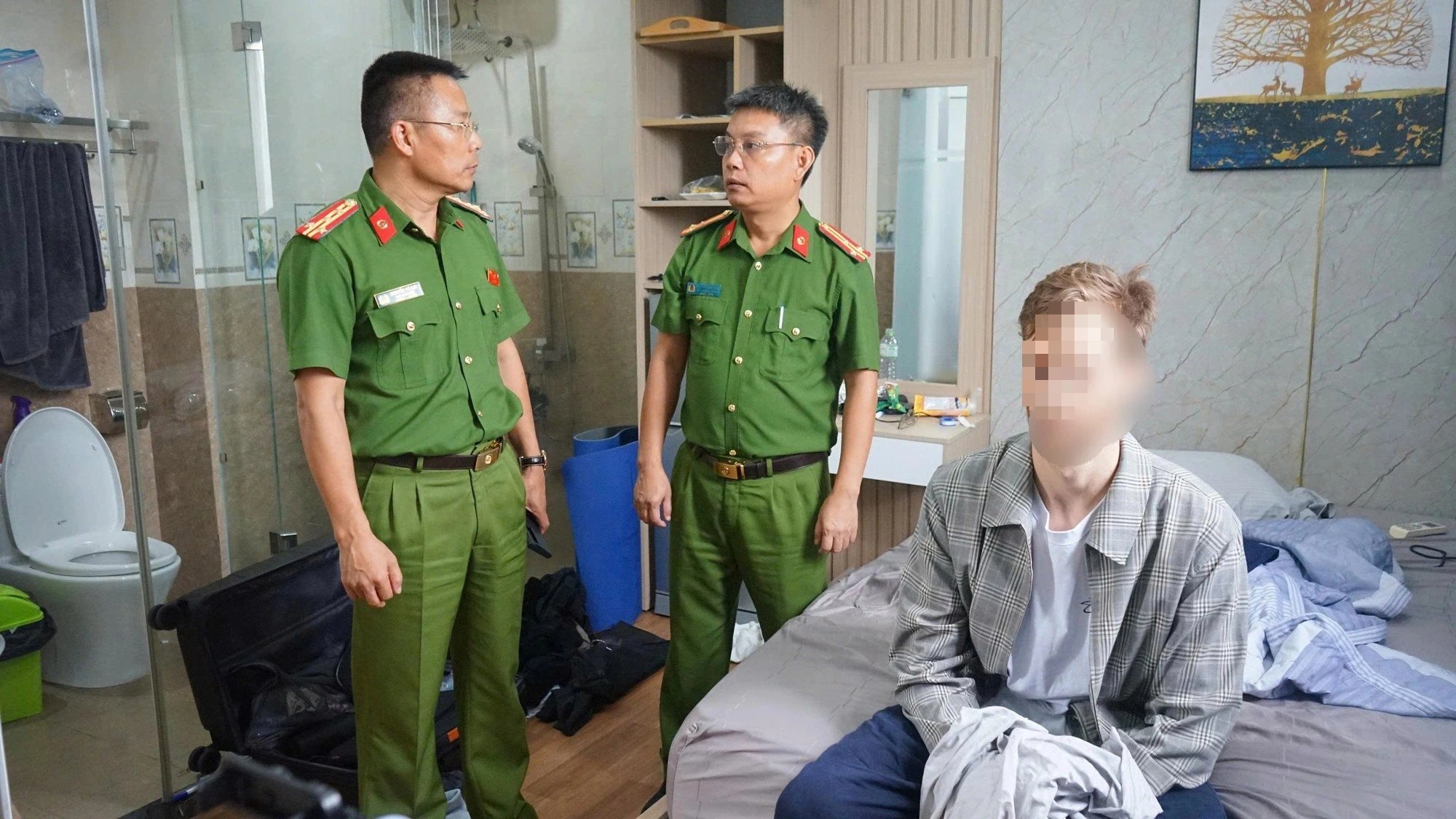 Vụ cướp tiệm vàng ở Đà Nẵng: Nghi phạm người Mỹ, lấy hơn 830 triệu đồng - Ảnh 1.