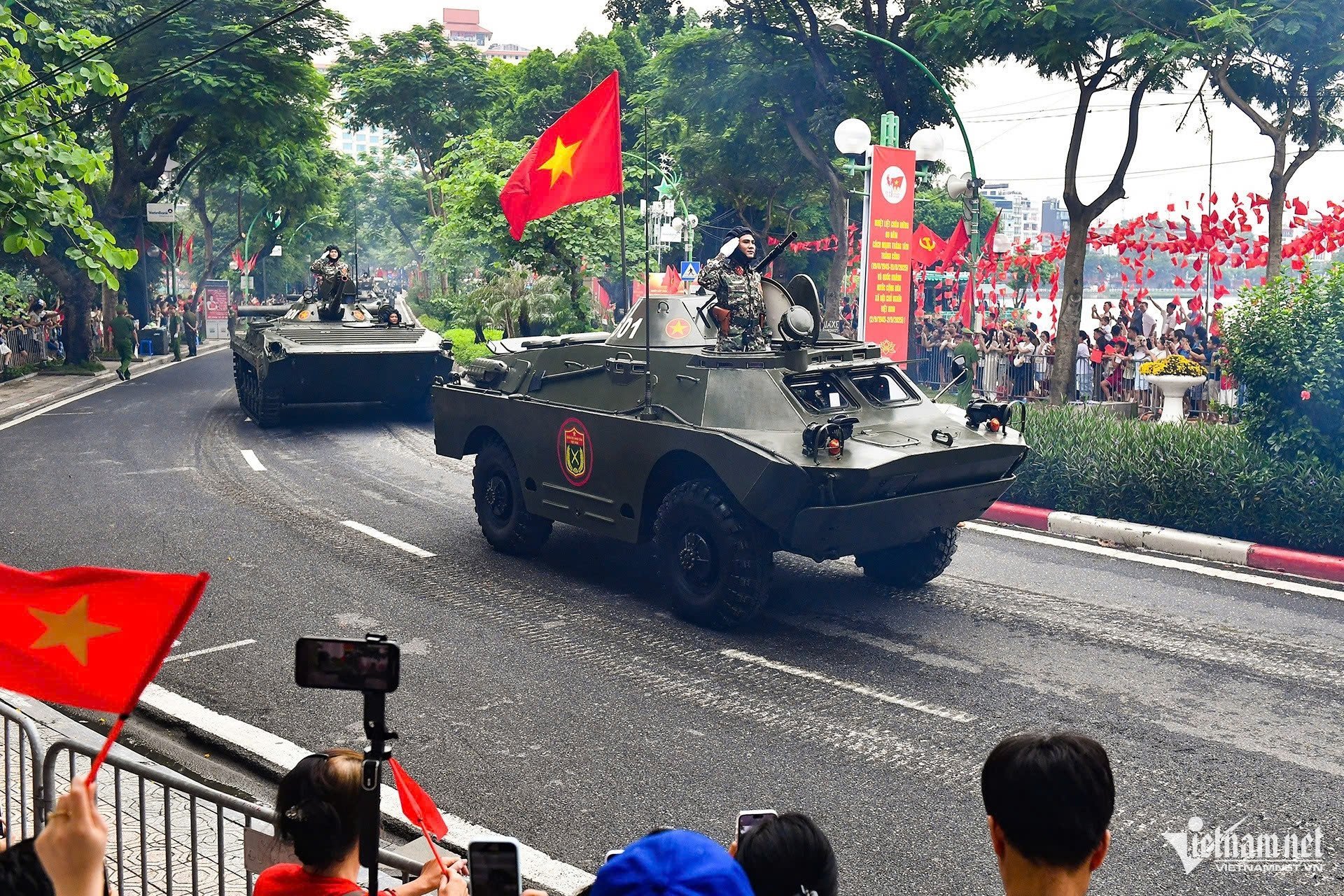 xe tang 5.jpg