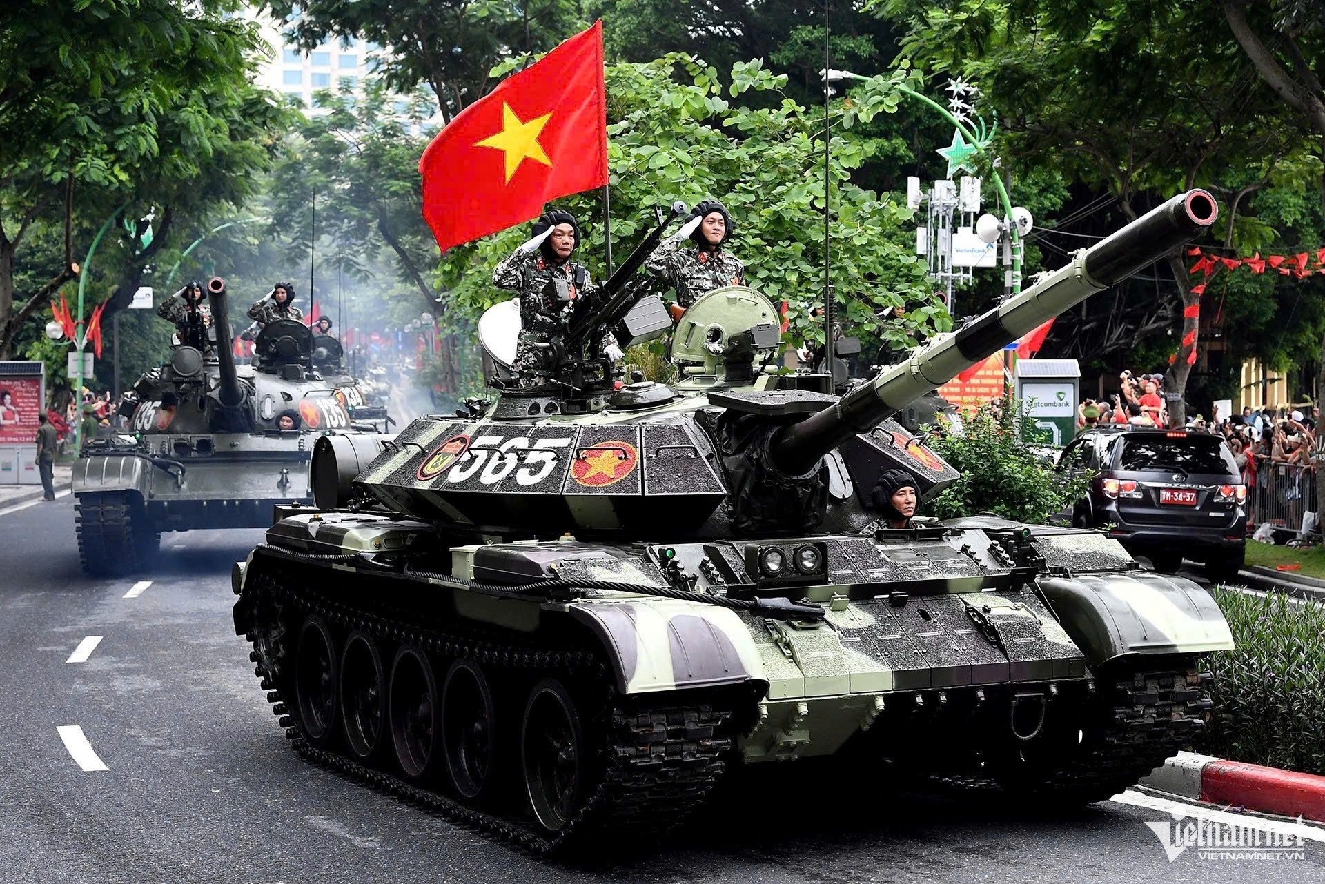 xe tang 4.jpg