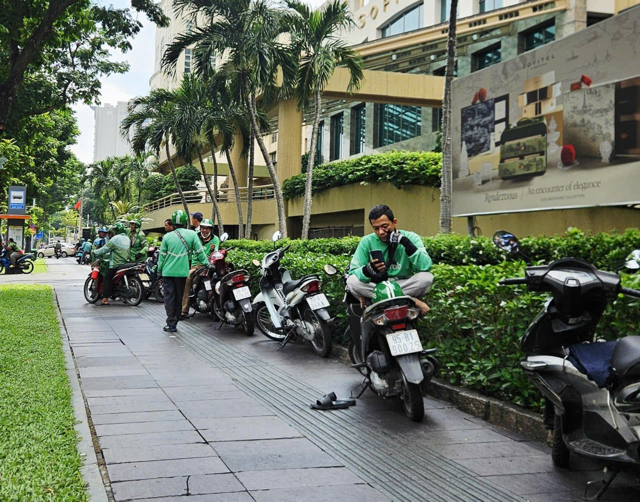 Grab Việt Nam đề xuất hệ thống trạm sạc, đổi pin dùng chung giữa các hãng xe điện- Ảnh 3.