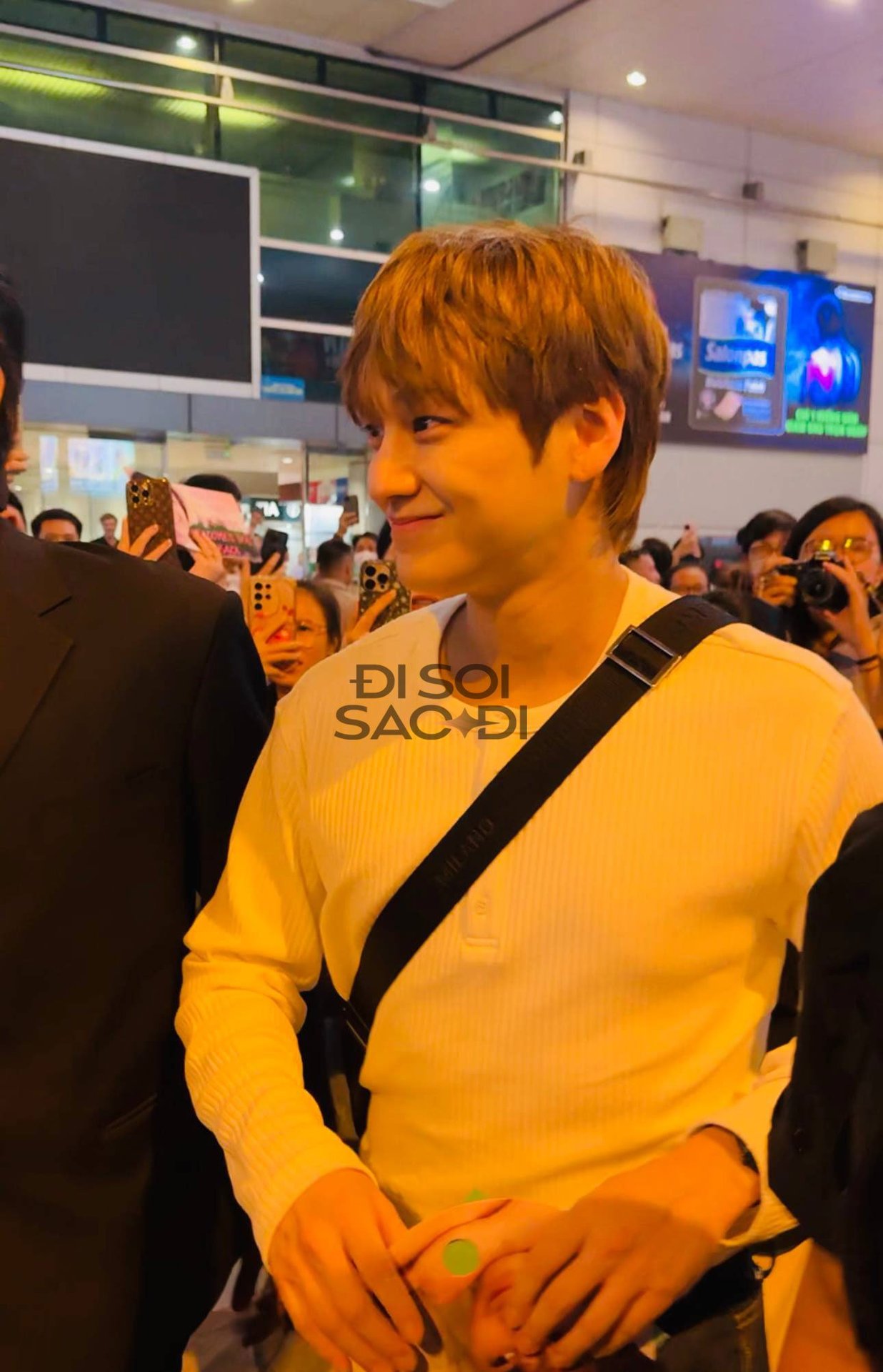 “Chồng iu” Kim Bum chính thức hạ cánh TP.HCM,