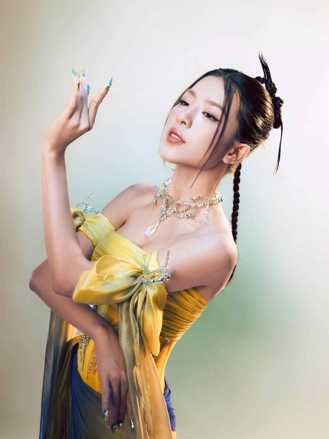 Lỗ hổng lớn của mỹ nhân “tốt nghiệp” Top 5 Em Xinh Say Hi: Visual đẹp đấy nhưng không cứu nổi nhạc dở lời ngang- Ảnh 9.