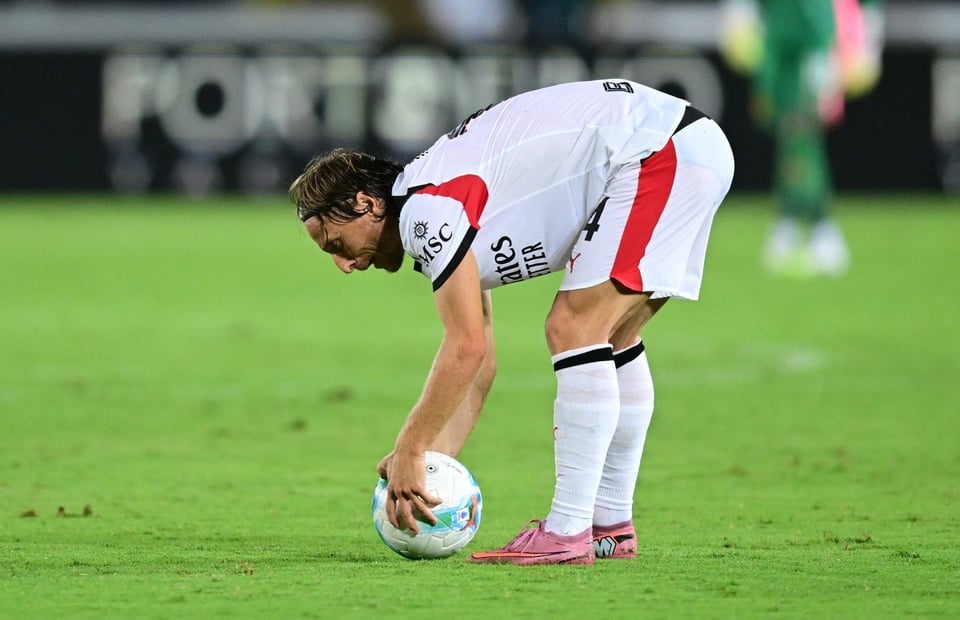 30-1756514015-modric-di-vao-lich-su-serie-a.jpg
