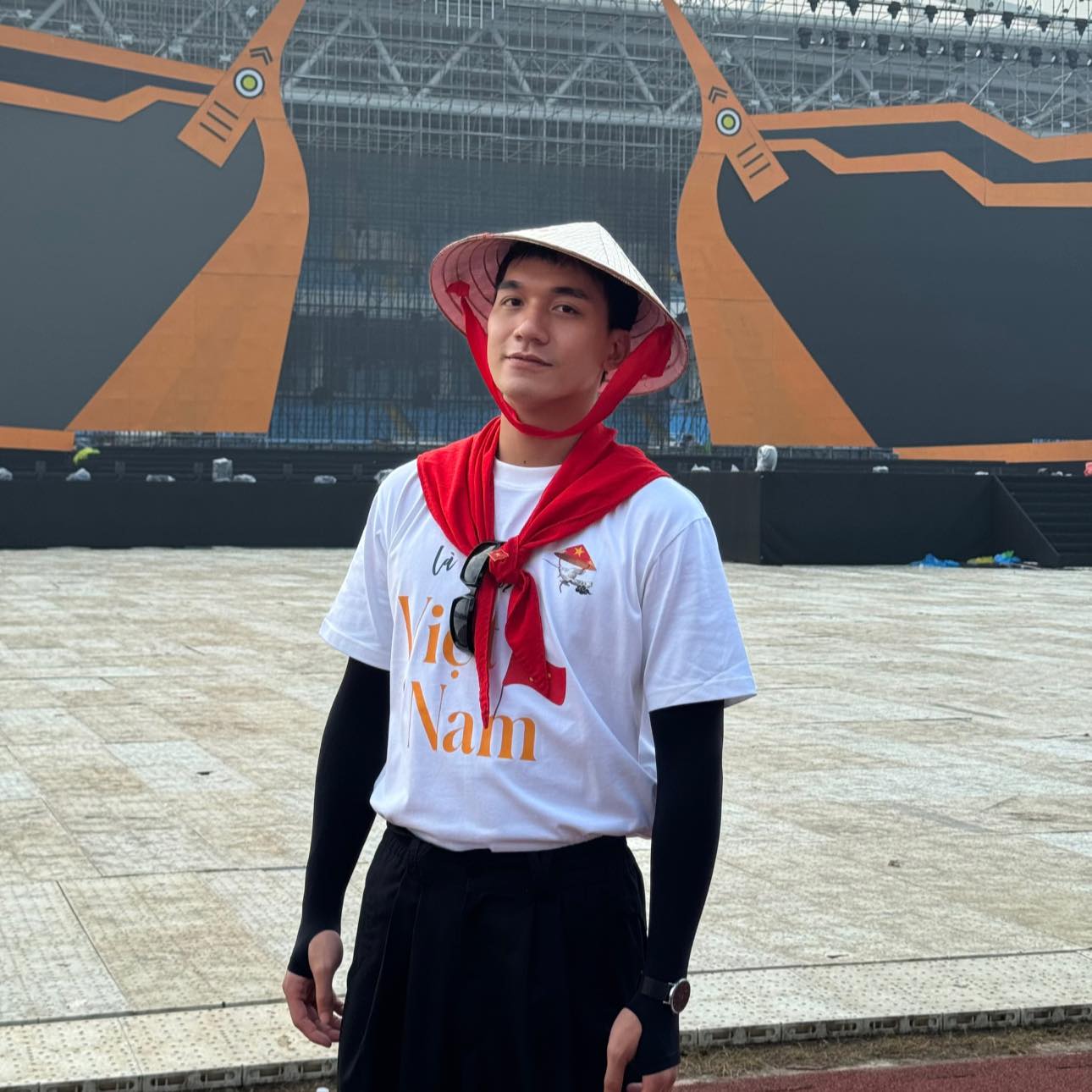 Dàn sao Mưa Đỏ