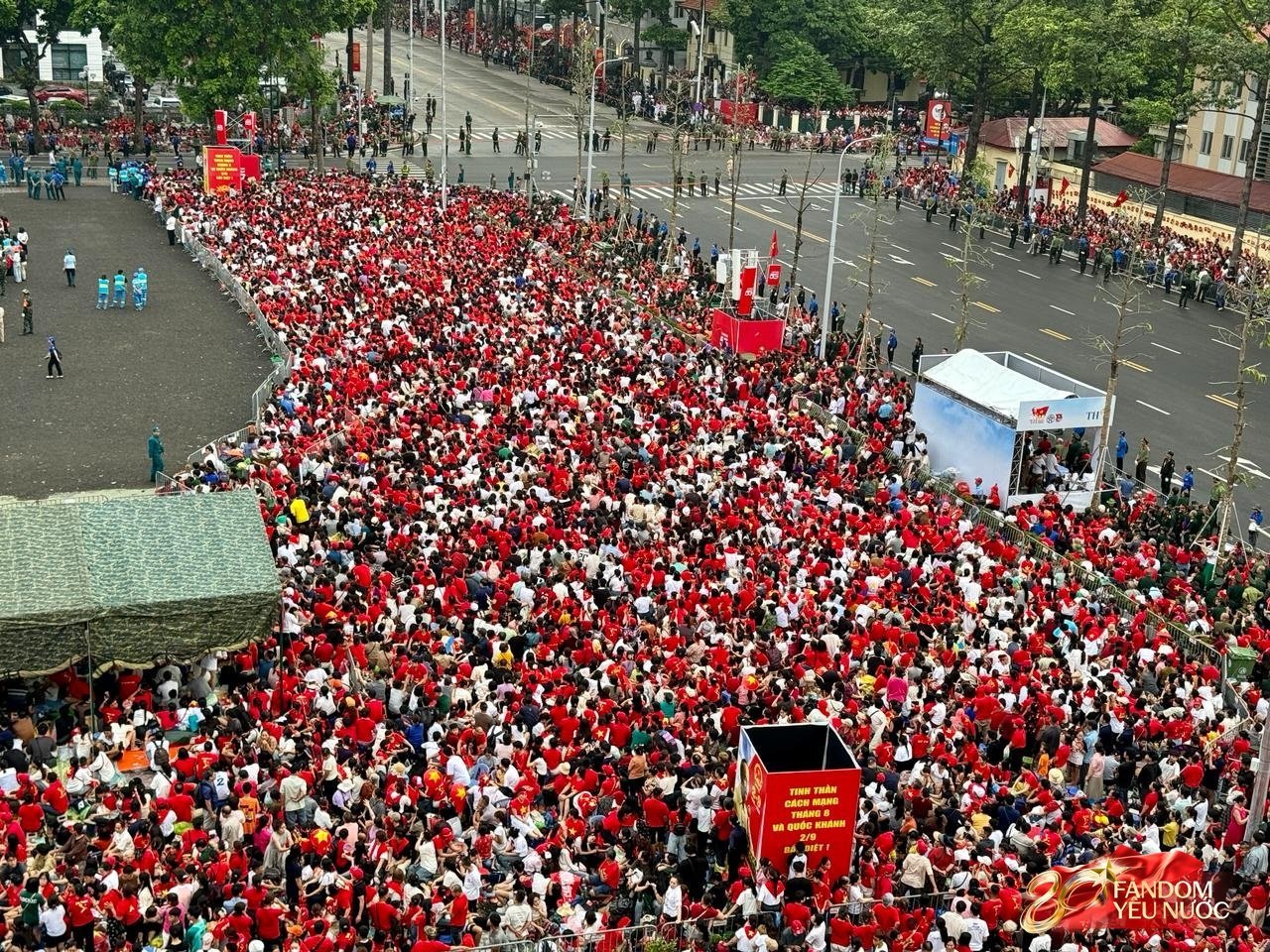 Hà Nội sau đêm