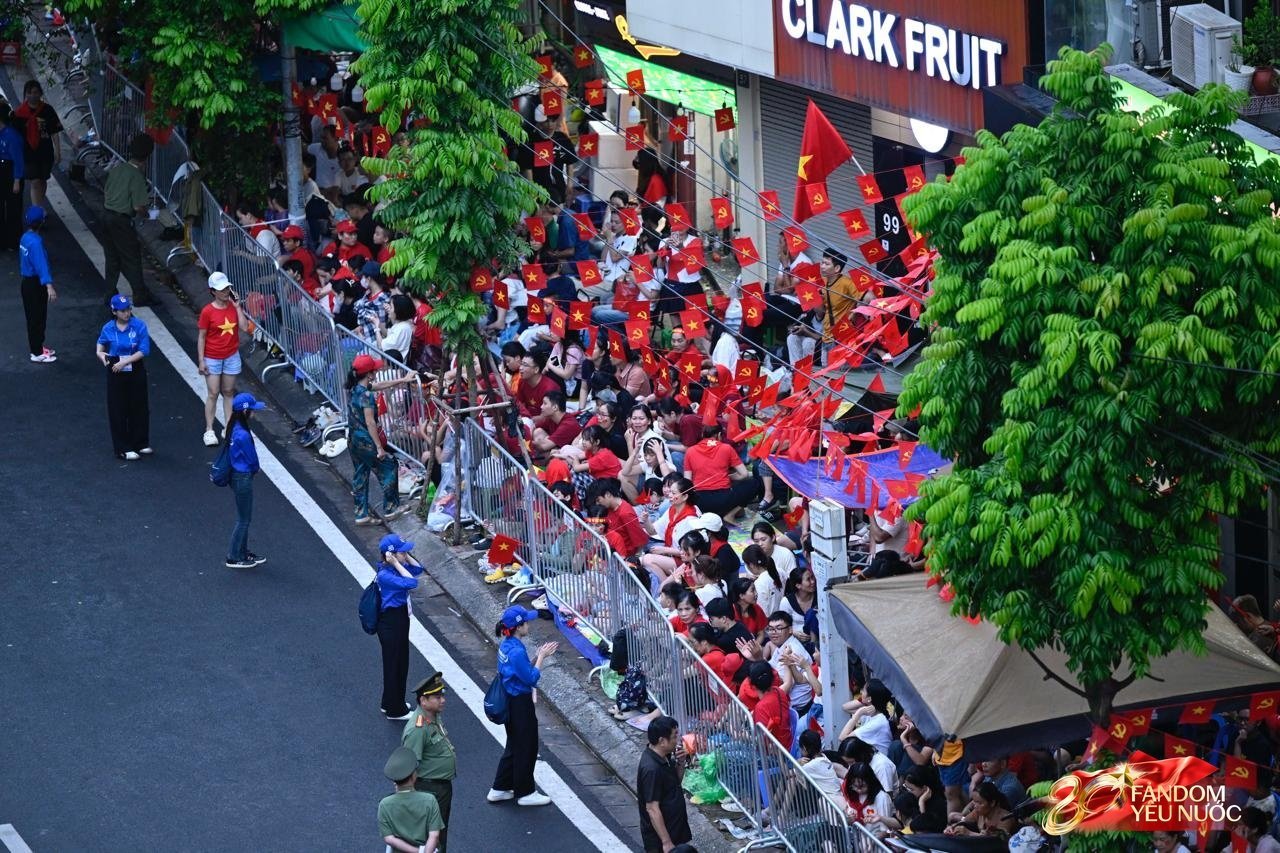 Hà Nội sau đêm