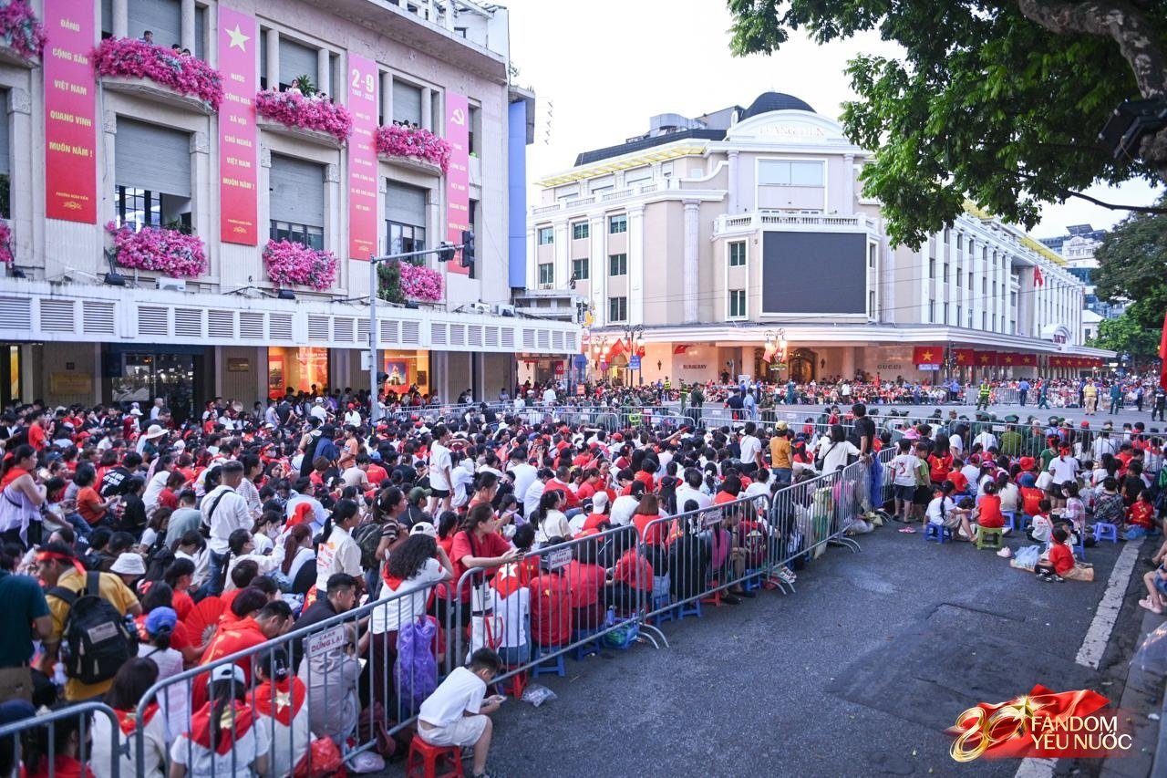Hà Nội sau đêm
