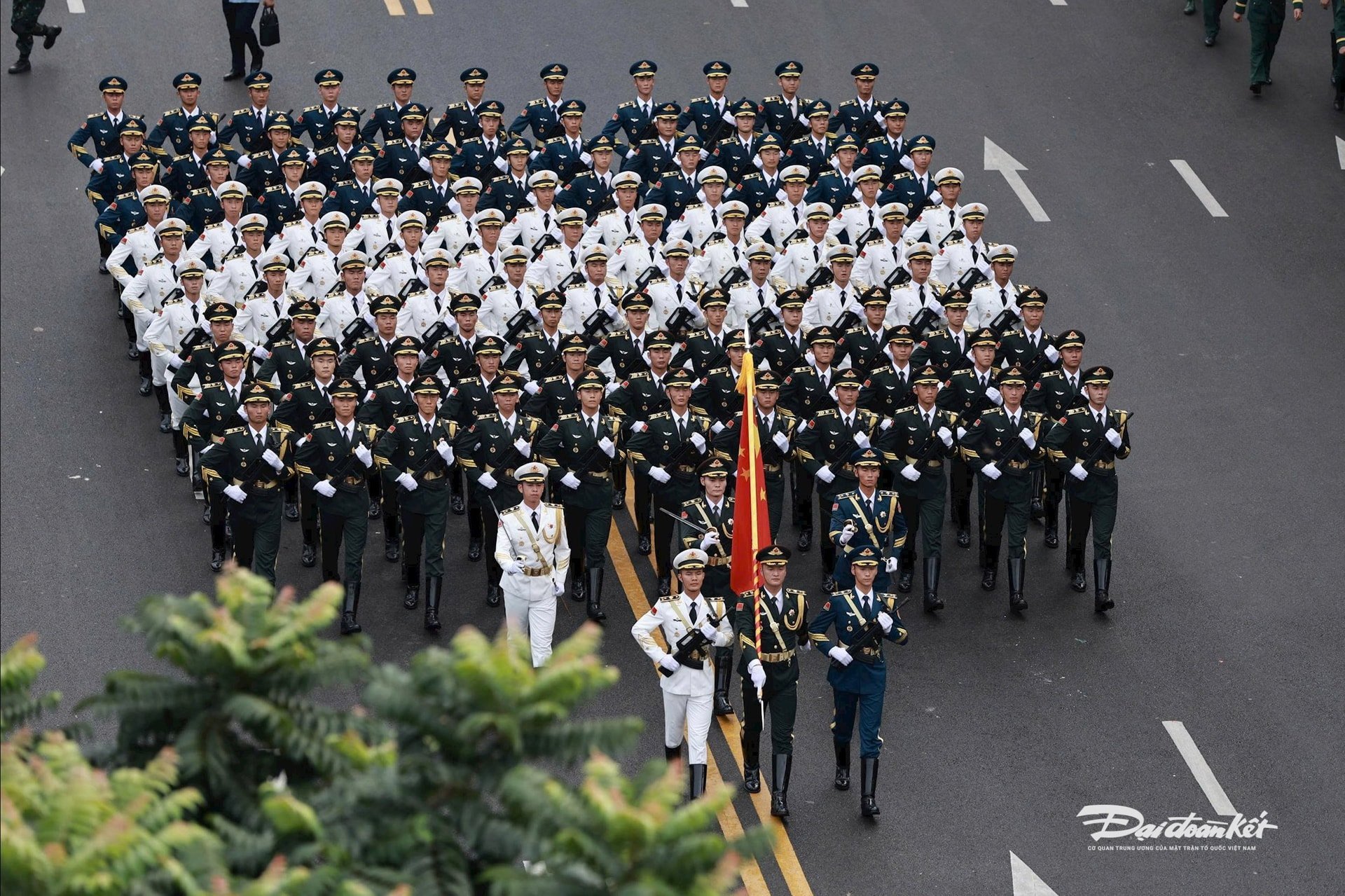 z6959734441083_6ab9f7e763fcfd7a411a616b2d843d00.jpg