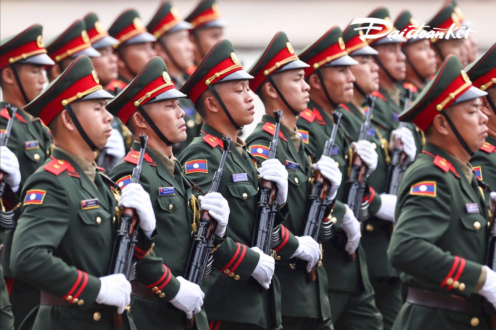 vinh lào (2)
