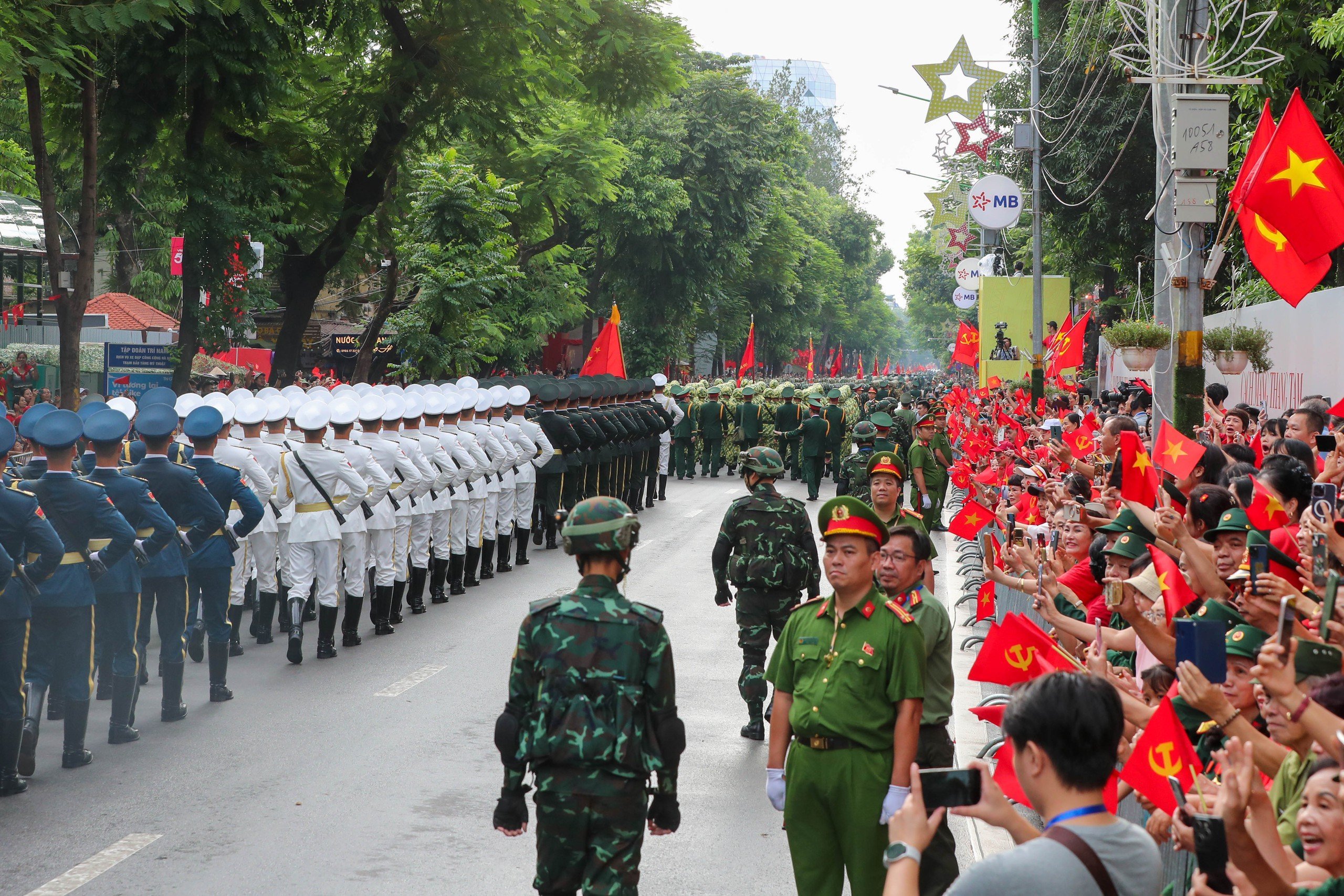 Lực lượng trinh sát đặc nhiệm bảo vệ an ninh tại A80 trong lễ Kỷ niệm Quốc khánh - Ảnh 4.