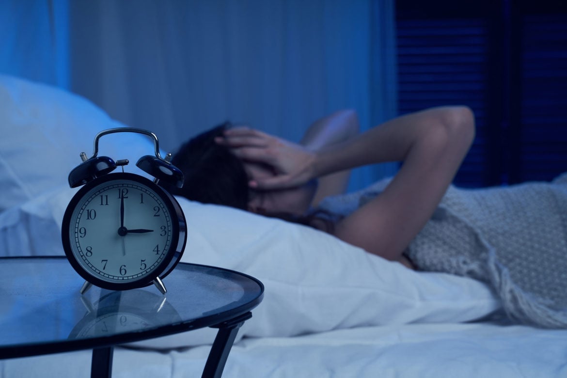 Người đoản thọ thường làm 4 việc này vào buổi tối: Kiểm tra ngay xem bạn có không! - Ảnh 1.