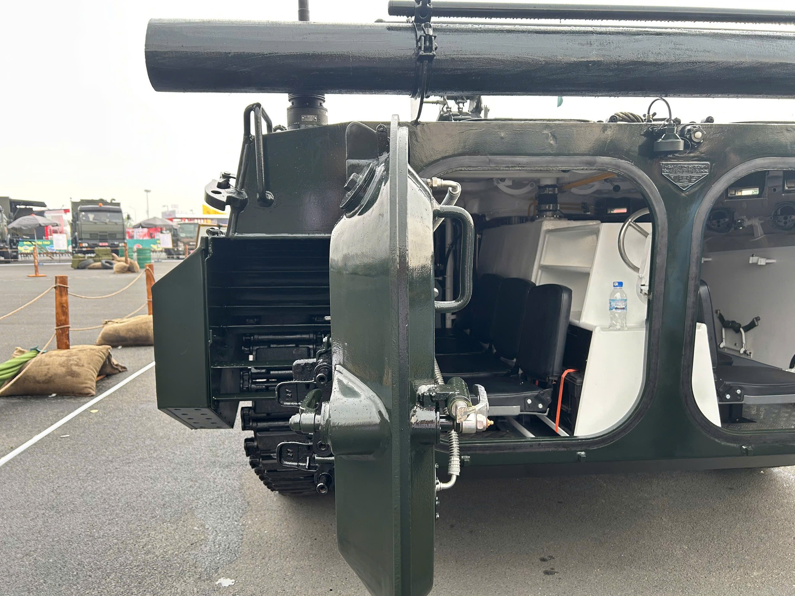 Xe chiến đấu bộ binh XCB-01 do Việt Nam sản xuất có gì đặc biệt?- Ảnh 9.