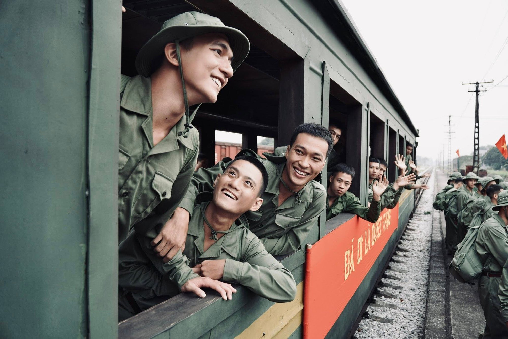 HOT: Mưa Đỏ phá kỷ lục của Trấn Thành, trở thành phim Việt ăn khách nhất 2025- Ảnh 4.