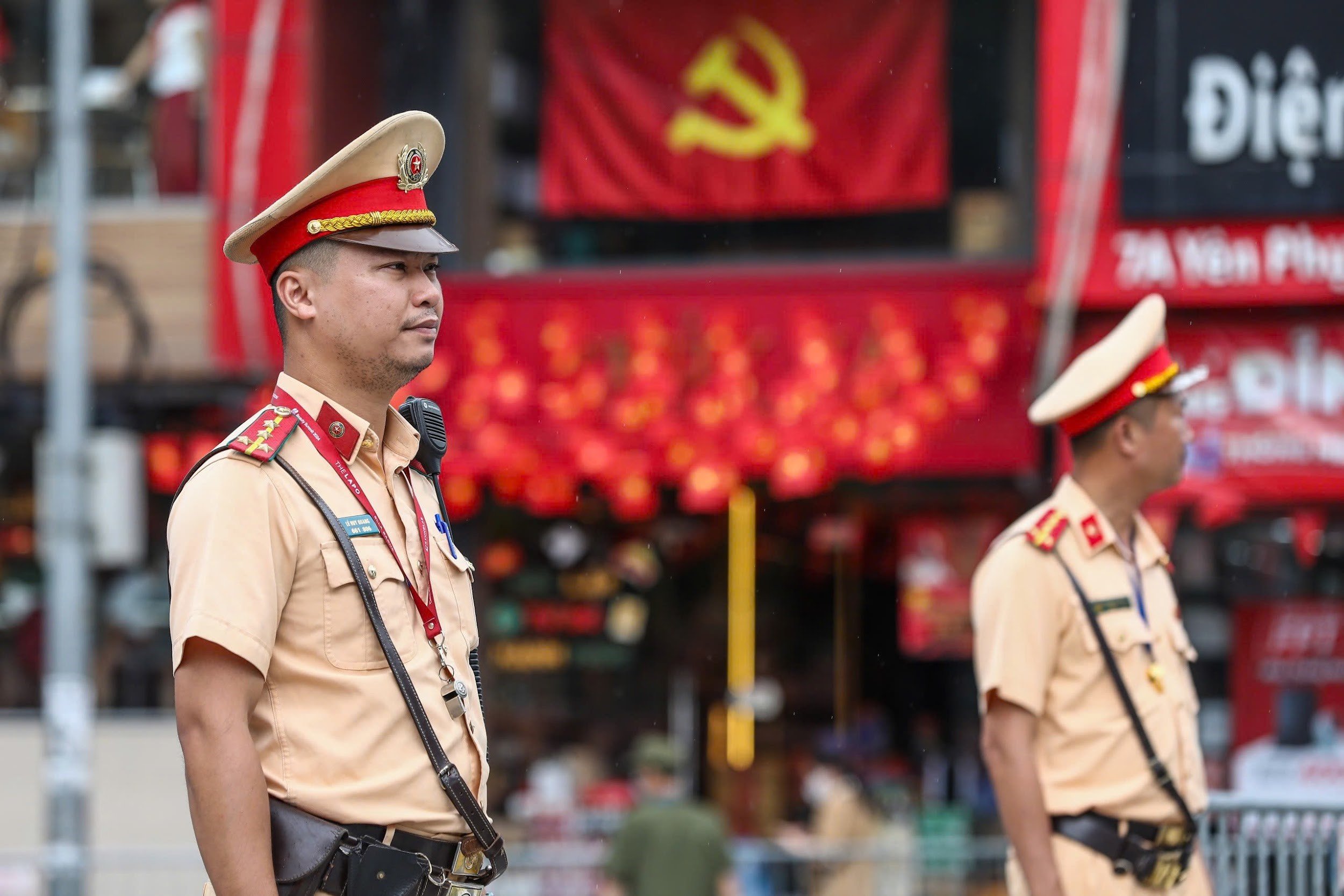 Công an Hà Nội thông báo khẩn tới tất cả người tham gia giao thông từ 14h hôm nay - Ảnh 1.