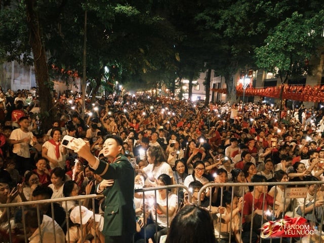 Hà Nội một đêm không ngủ: Khắp phố là concert 