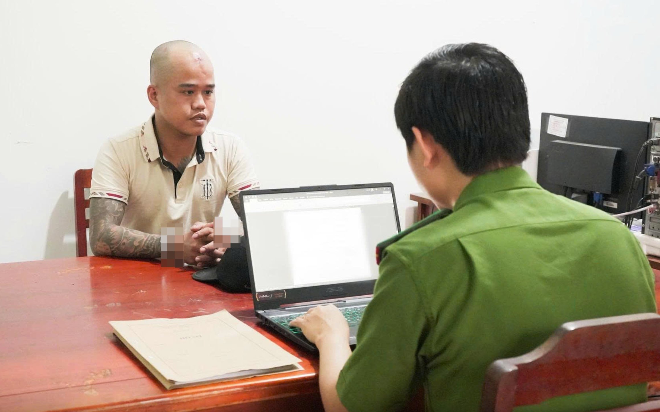 Tình tiết bất ngờ vụ nam thanh niên đi thử xe máy rồi phóng mất, bỏ lại người yêu ở cửa hàng - Ảnh 1.