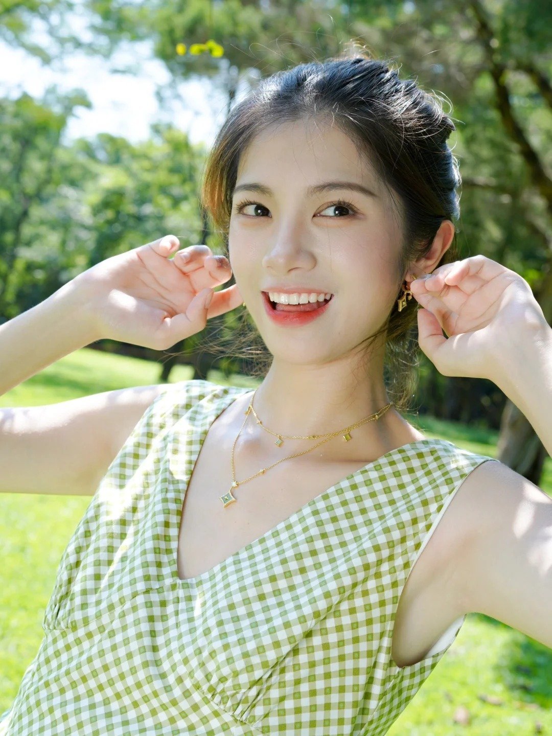 Tuần đầu tháng 9 mặc màu gì để may mắn? 12 con giáp chọn đúng gam là tiền bạc rủng rỉnh- Ảnh 1.