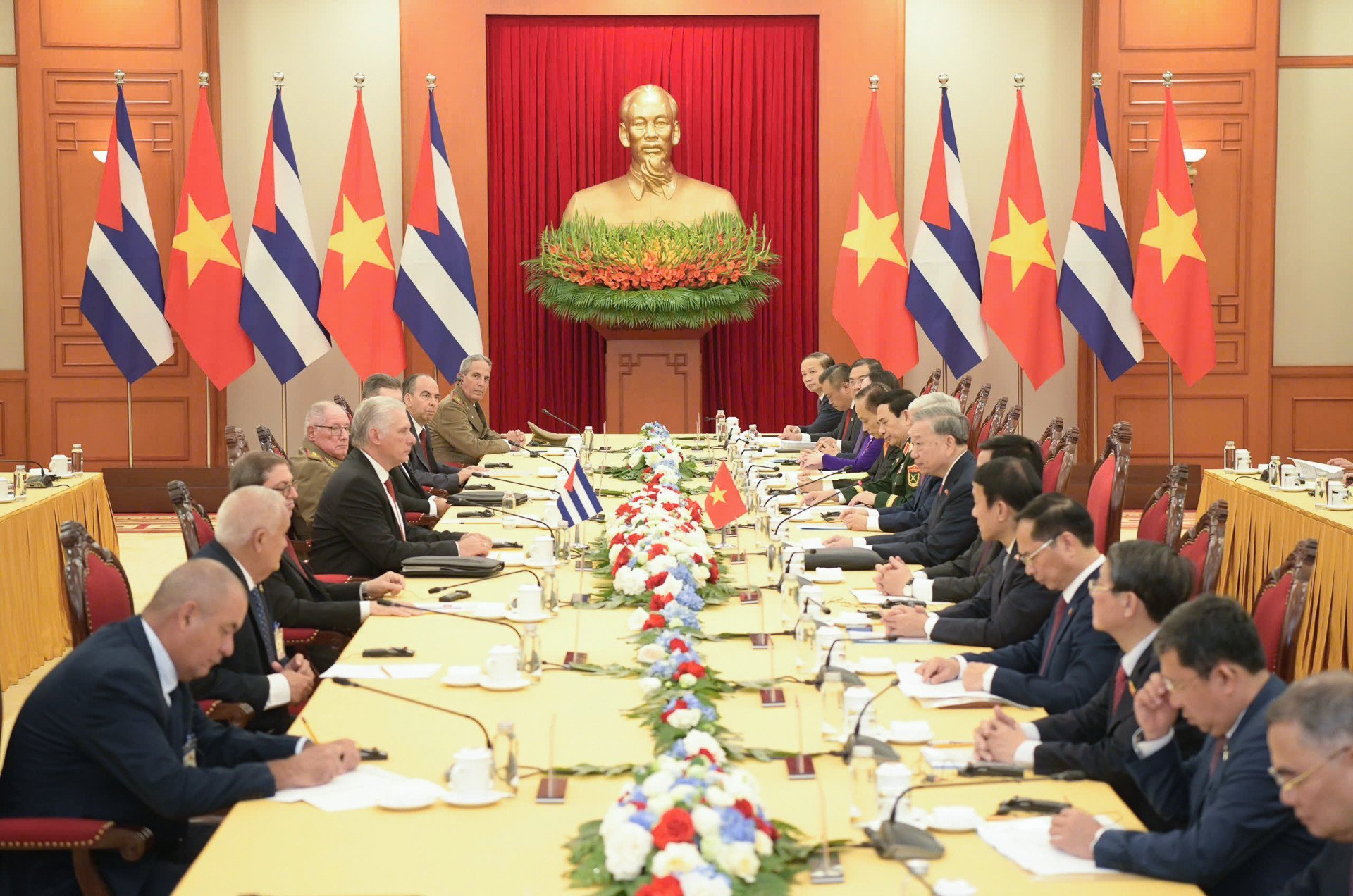 hội đàm 3.jpg