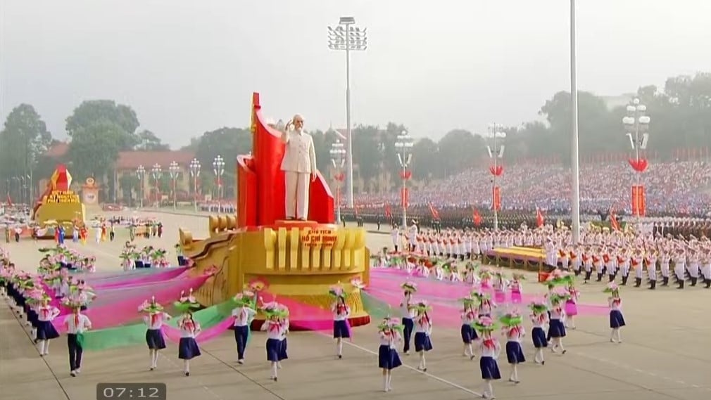 02-1756774053-le-ky-niem-dieu-binh-dieu-hanh-80-nam-cach-mang-thang-tam-va-quoc-khanh-29.jpg