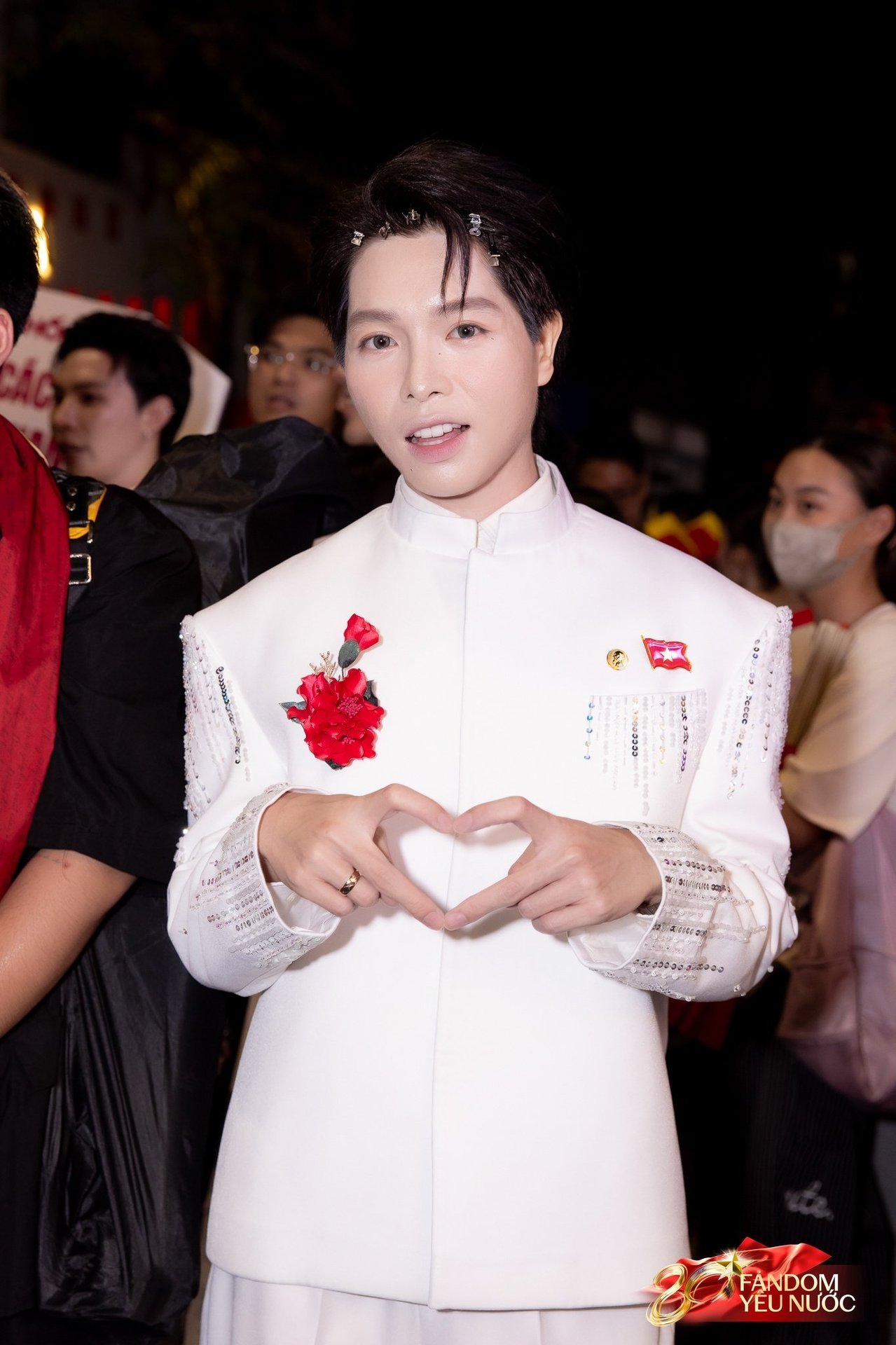 Khối nghệ sĩ tươi rói chuẩn bị diễu hành lễ 2/9: Mỹ Tâm, Lan Ngọc và dàn nghệ sĩ sẵn sàng!- Ảnh 8.