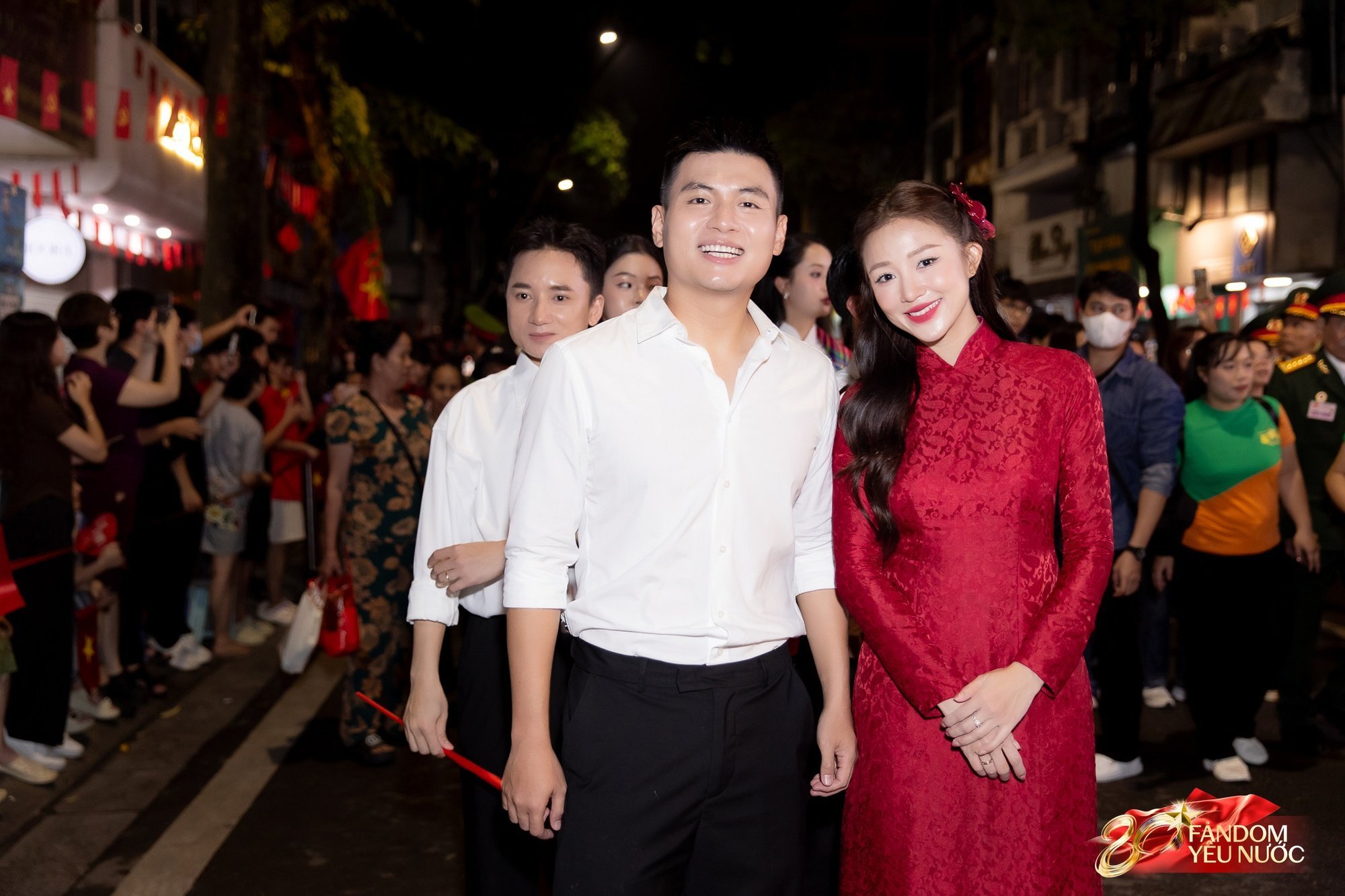Khối nghệ sĩ tươi rói chuẩn bị diễu hành lễ 2/9: Mỹ Tâm, Lan Ngọc và dàn nghệ sĩ sẵn sàng!- Ảnh 11.