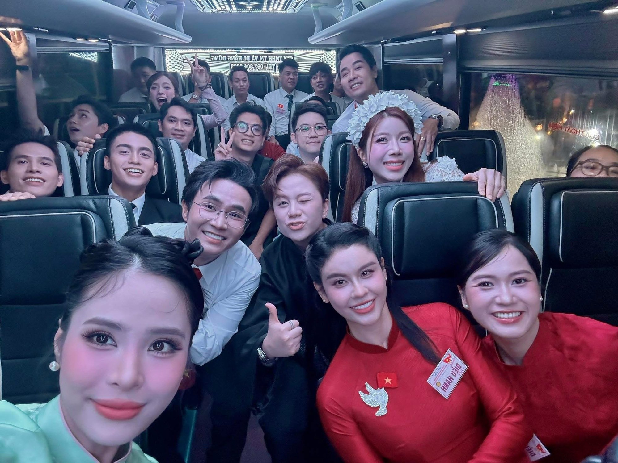 Khối nghệ sĩ tươi rói chuẩn bị diễu hành lễ 2/9: Mỹ Tâm, Lan Ngọc và dàn nghệ sĩ sẵn sàng!- Ảnh 27.