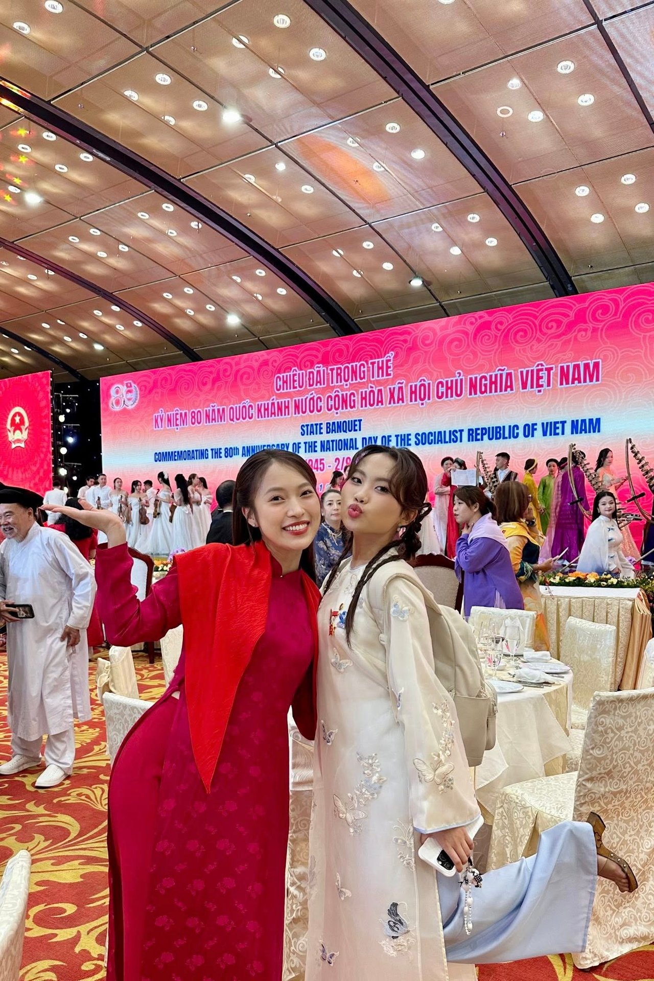 Hoa hậu Thanh Thủy - Phương Mỹ Chi và dàn sao dự tiệc chiêu đãi trọng thể kỷ niệm 80 năm Quốc khánh 2/9- Ảnh 4.