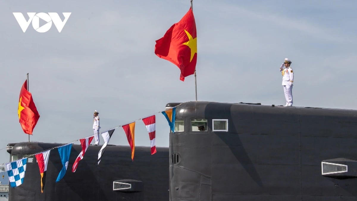 hai quan viet nam pho dien suc manh voi le dieu binh tren bien hinh anh 3