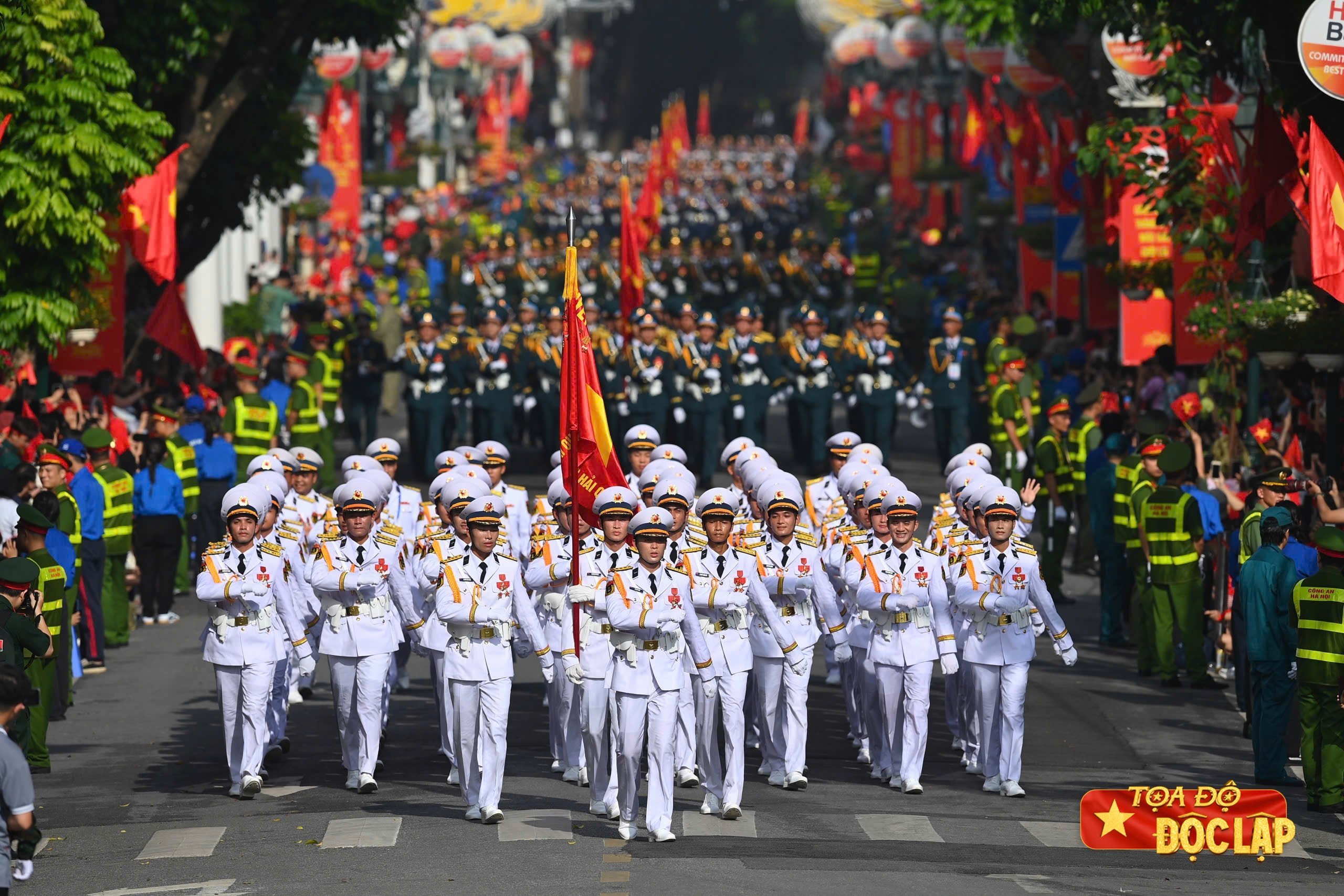 02-1756804473-khoanh-khac-in-sau-vao-long-dan-toc-cua-le-dieu-binh-mung-quoc-khanh.jpg