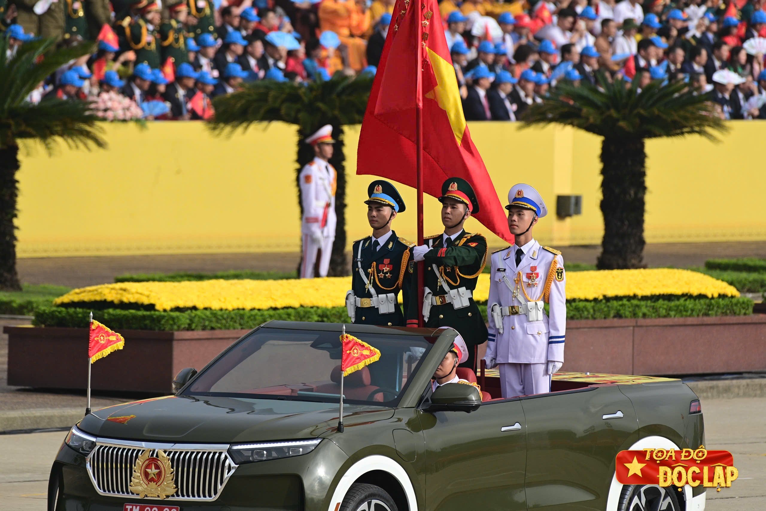 02-1756804473-khoanh-khac-in-sau-vao-long-dan-toc-cua-le-dieu-binh-mung-quoc-khanh.jpg