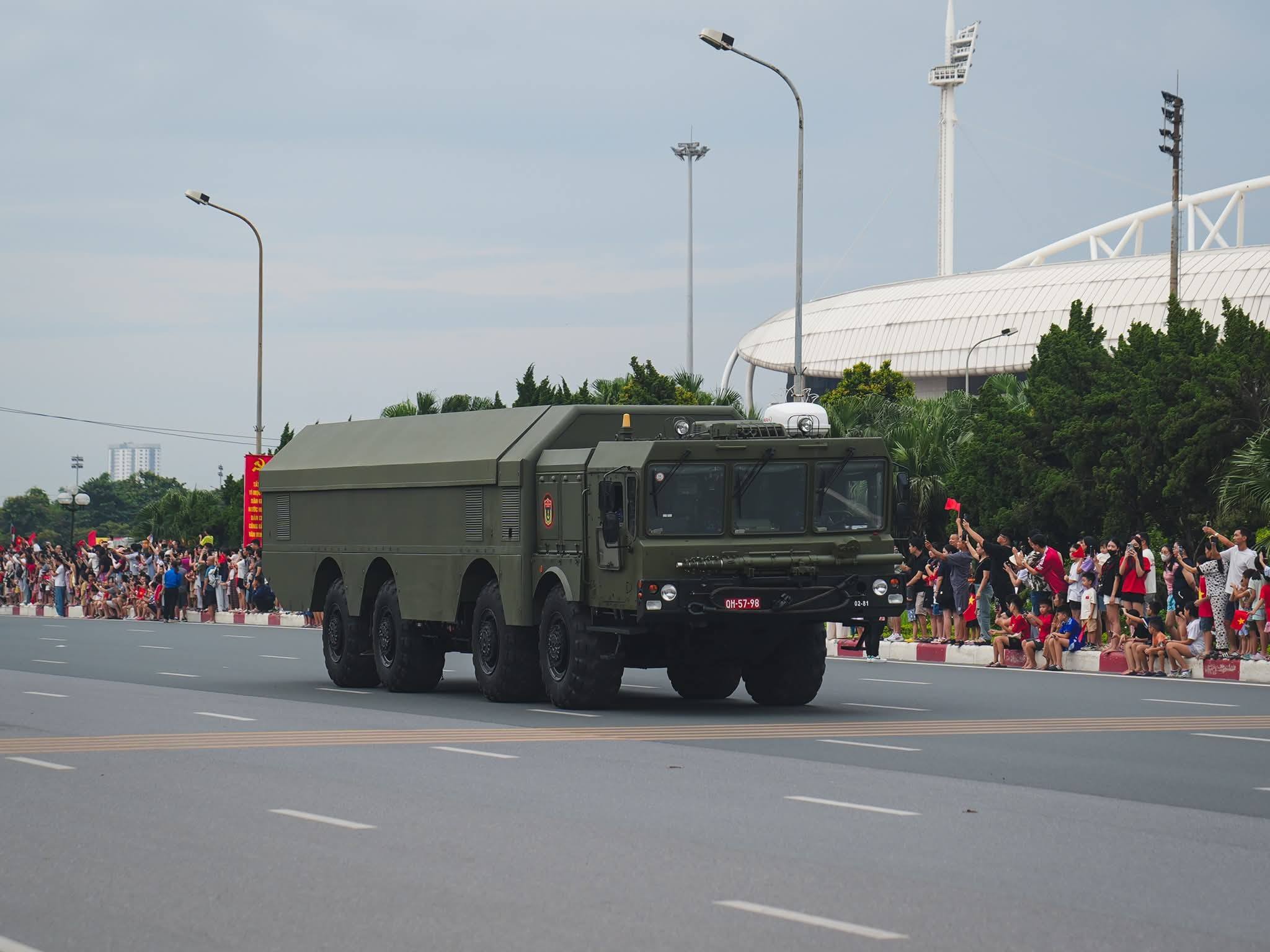 Tên lửa phòng thủ bờ biển Bastion-P tham gia diễu binh 2/9 sáng nay: Tốc độ tới 3.085 km/h, tầm bắn 300km - Ảnh 2.