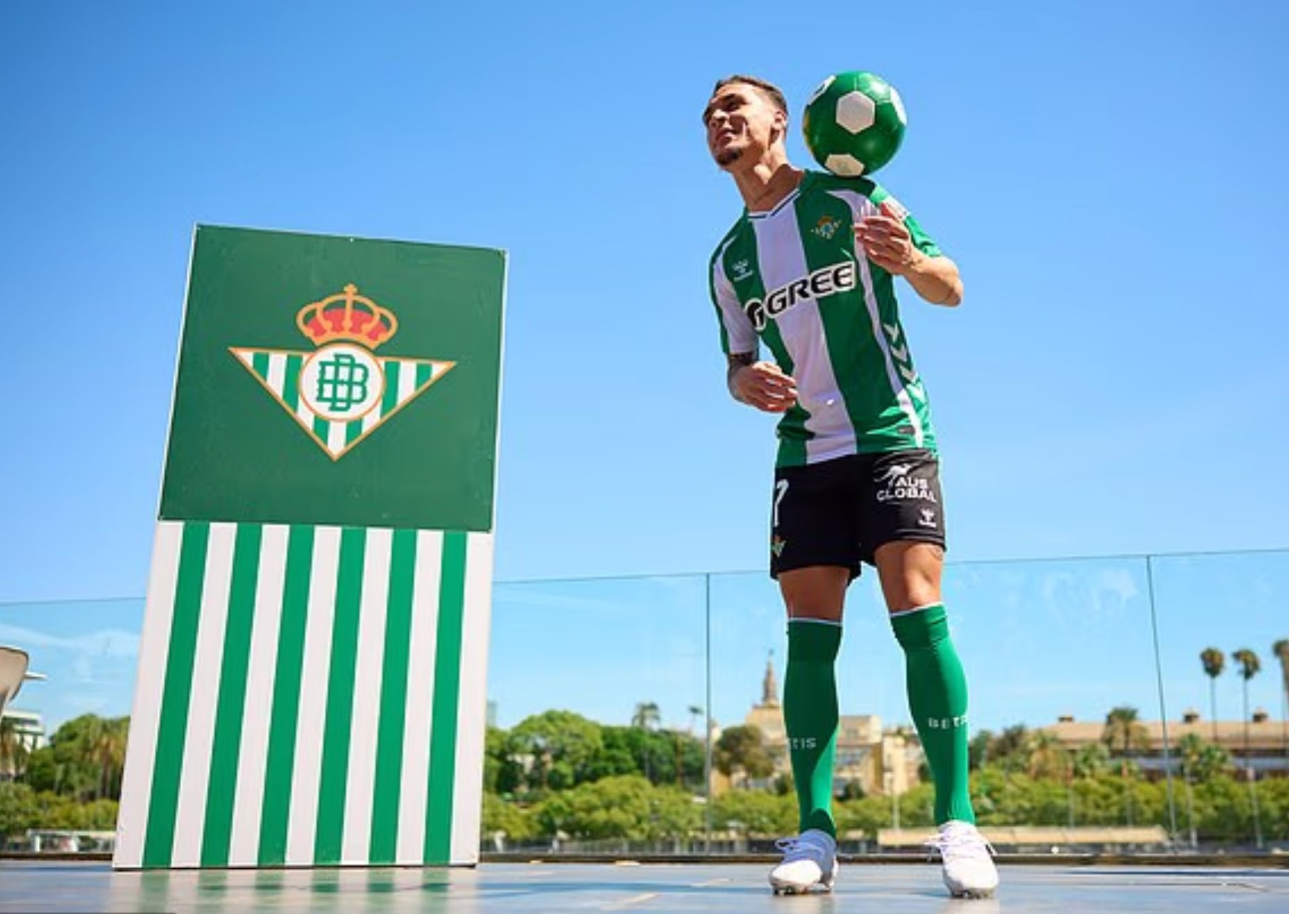 Antony bật khóc ngày trở lại Real Betis, khép lại ác mộng tại Man United - Ảnh 5.