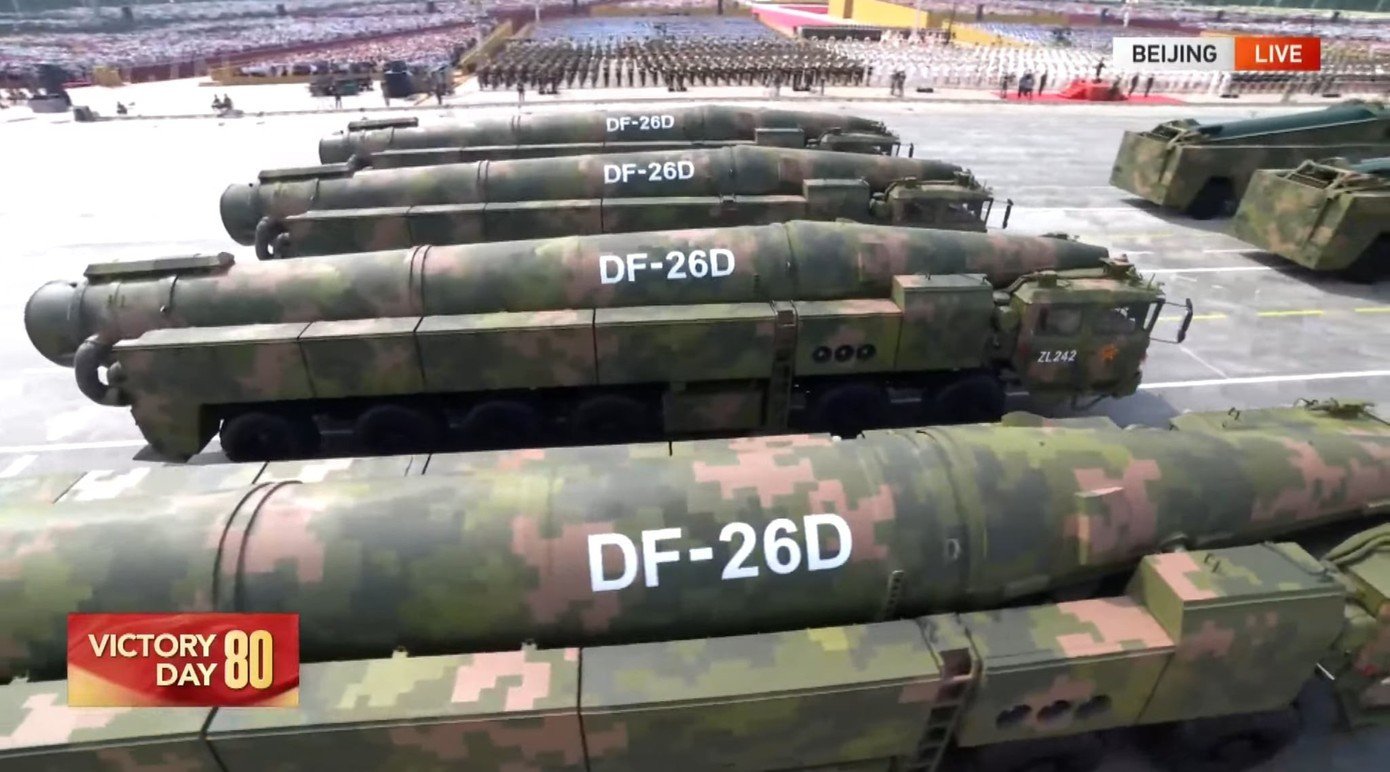 Trung Quốc phô diễn khí tài tối tân trong cuộc duyệt binh 3/9 kỷ niệm 80 năm chiến thắng phát xít - Ảnh 8.