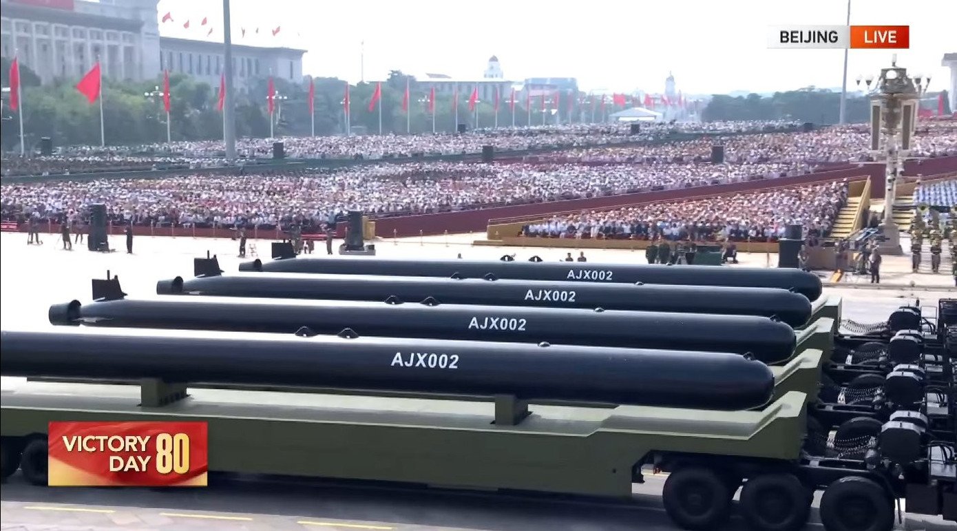 Trung Quốc phô diễn khí tài tối tân trong cuộc duyệt binh 3/9 kỷ niệm 80 năm chiến thắng phát xít - Ảnh 12.