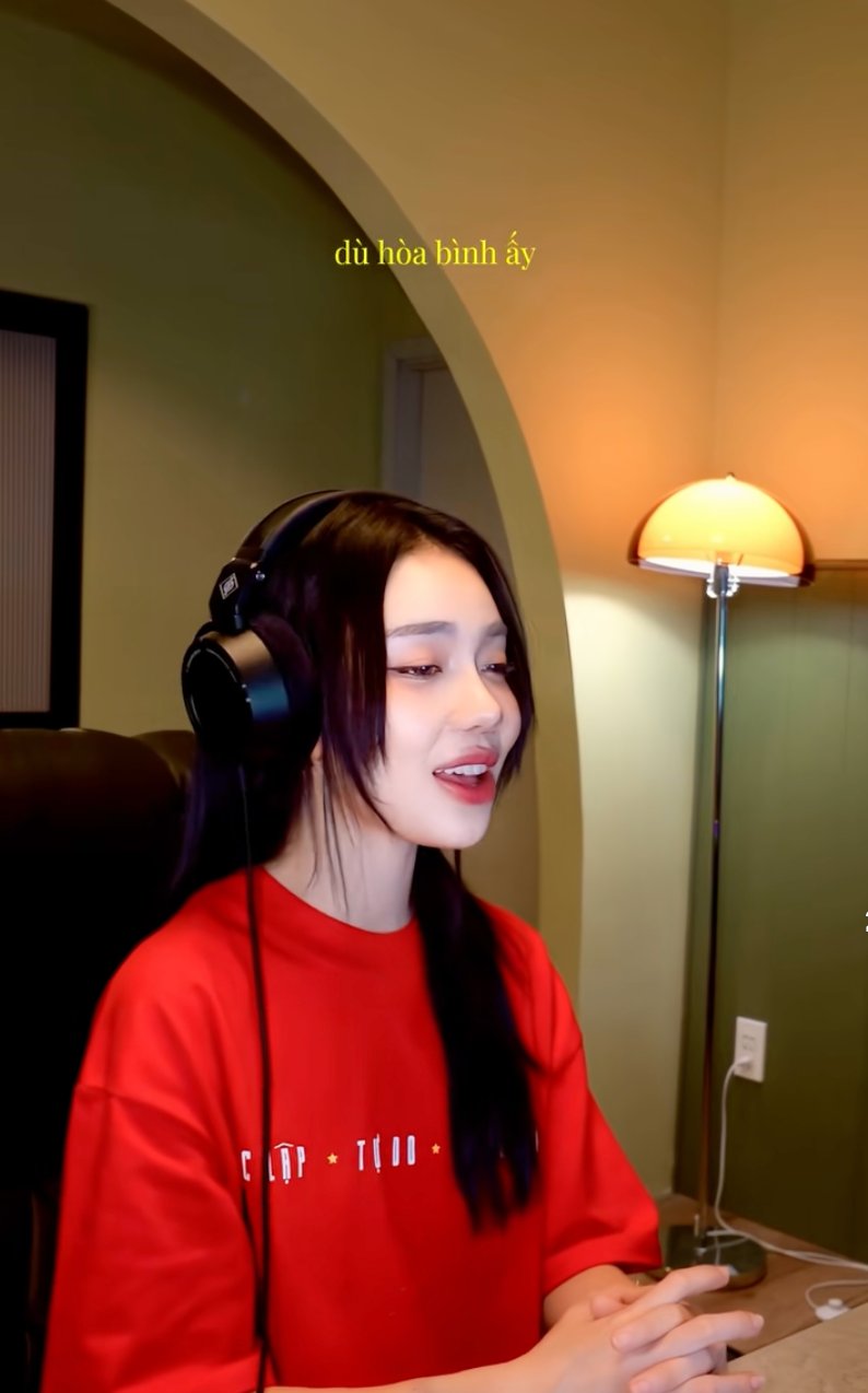 Bài hát quốc dân hot nhất 2/9 leo thẳng top thịnh hành toàn cầu, tạo trend “dậy sóng” cả showbiz- Ảnh 3.
