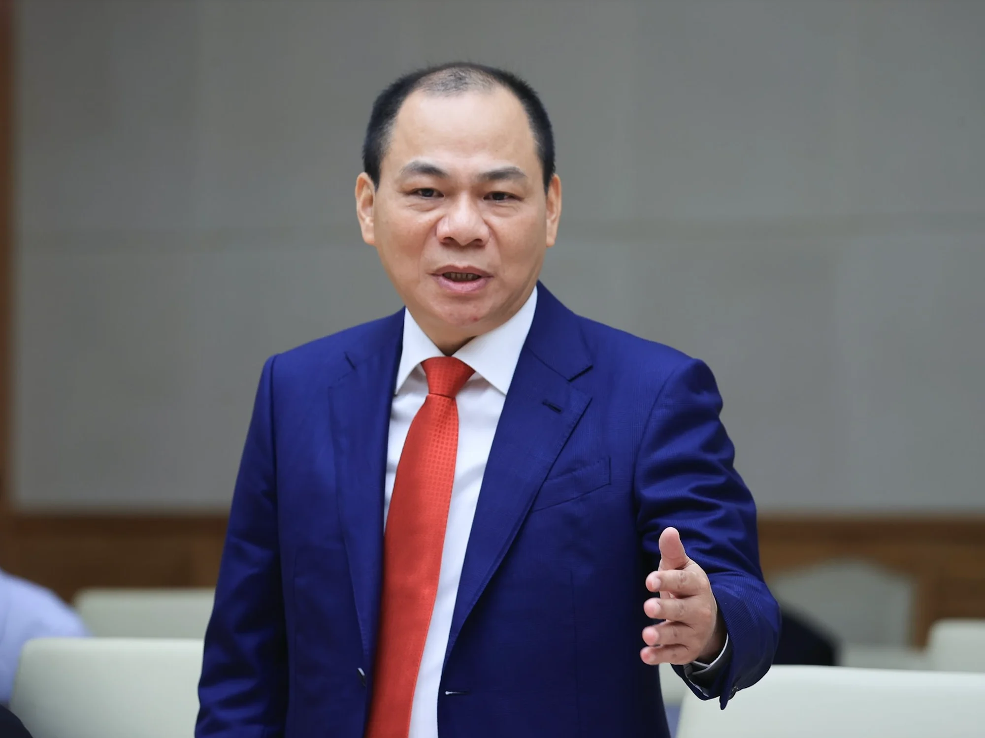 Bất ngờ với mức thu nhập của ông Phạm Nhật Vượng tại Vingroup- Ảnh 1.