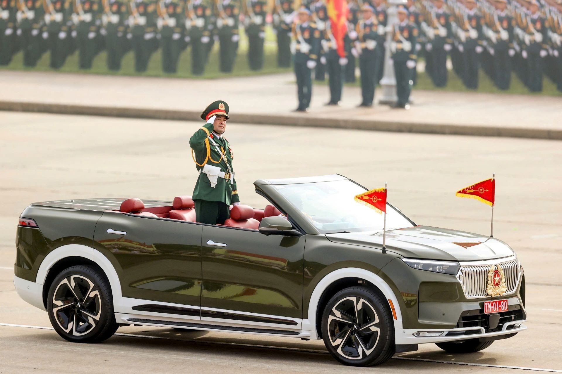 anh dieu hanh 2 9 17 sua.jpg