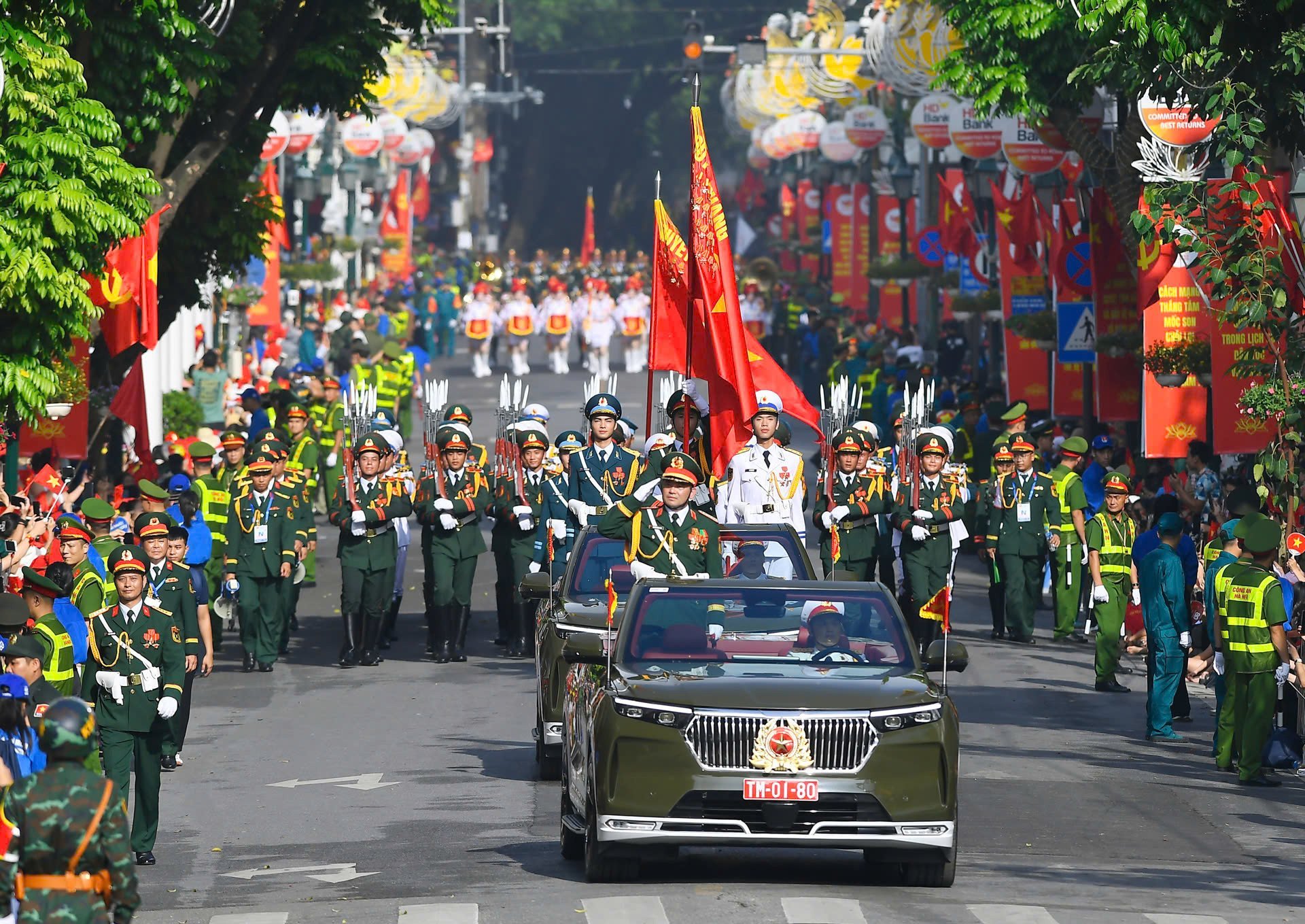 anh dieu hanh 2 9 8.jpg