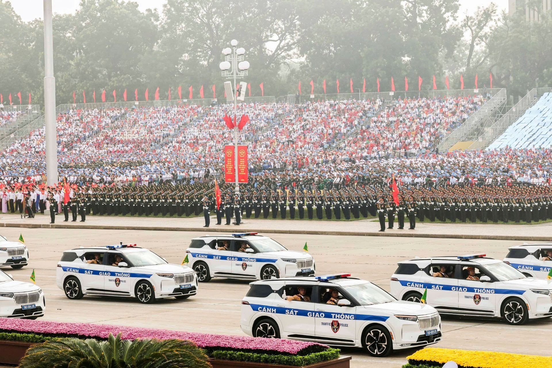 xe CSGT 5.jpg
