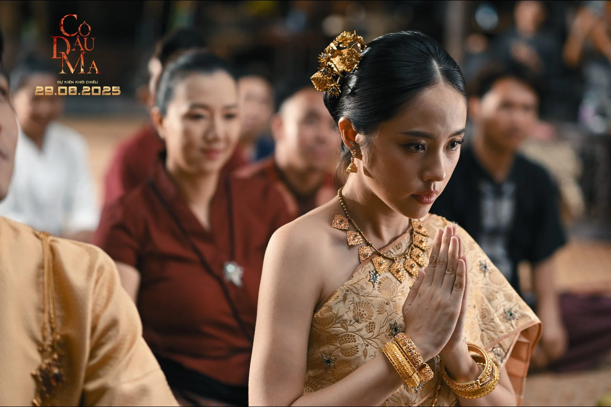 Chưa thấy ai càng ác càng đẹp gấp bội như mỹ nhân Việt này: Nhan sắc ma mị tràn màn hình, xứng đáng nhận 1000 like - Ảnh 4.